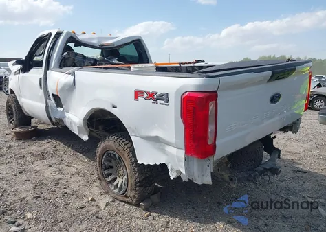 2016 Ford F-250 Xl z USA, uszkodzony, nr VIN 1FTBF2B64GEA10628
